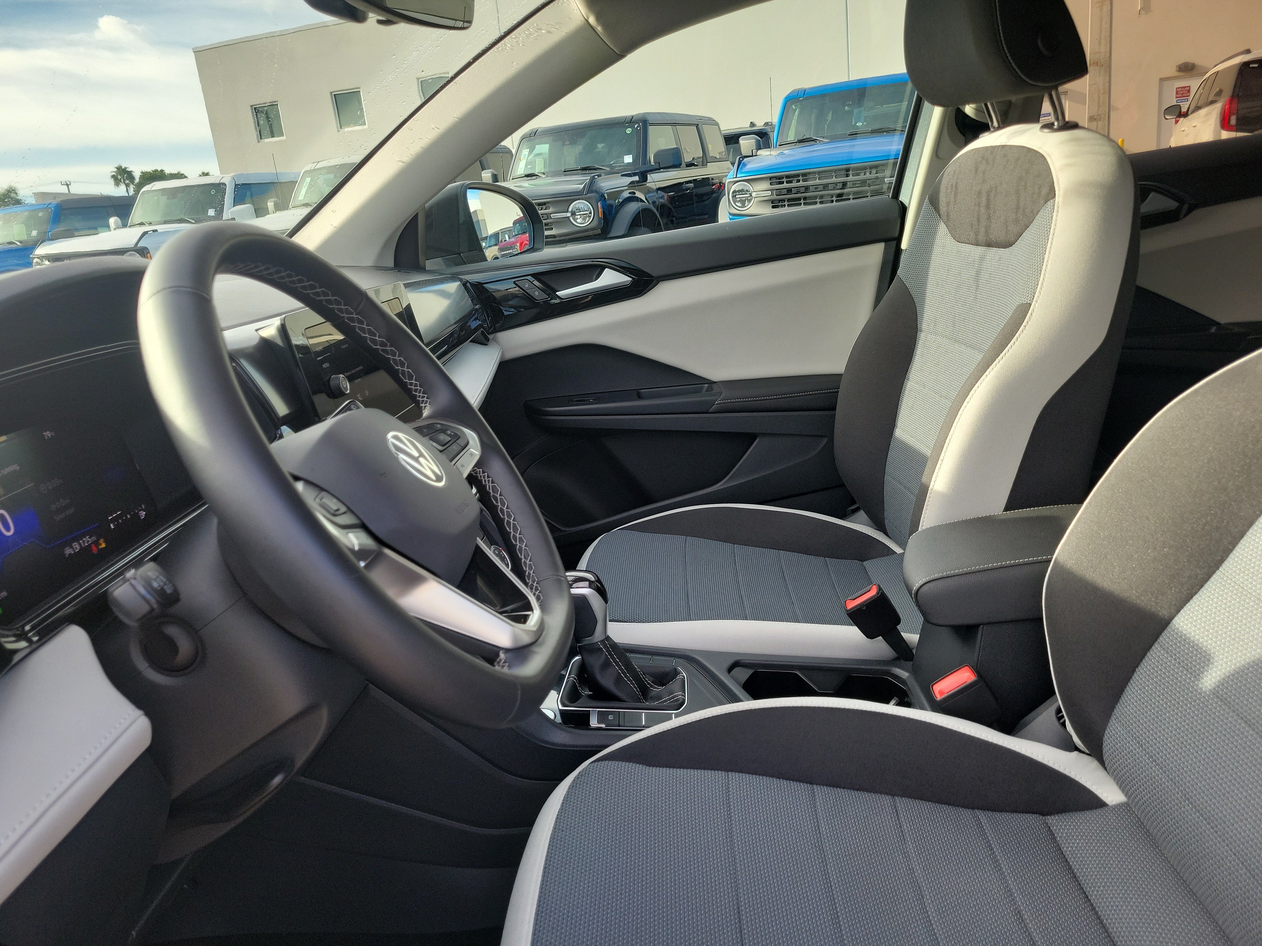 Used 2025 Volkswagen Taos S FWD image 11