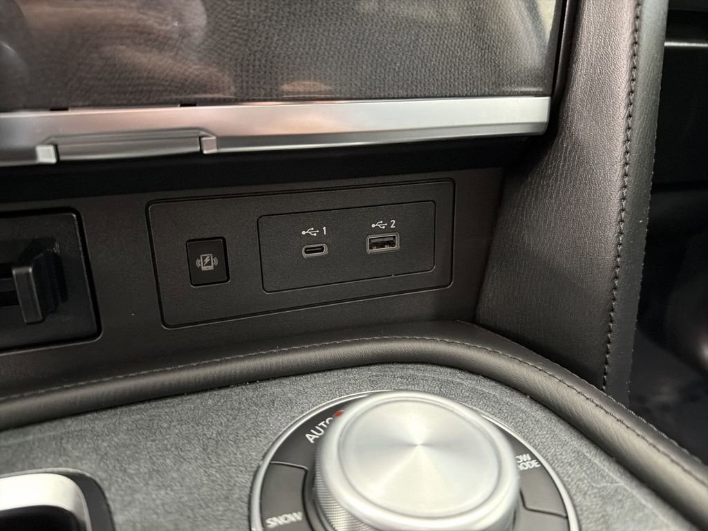 Certified 2024 Nissan Armada SV w/ Cargo Package AWD/4WD image 29