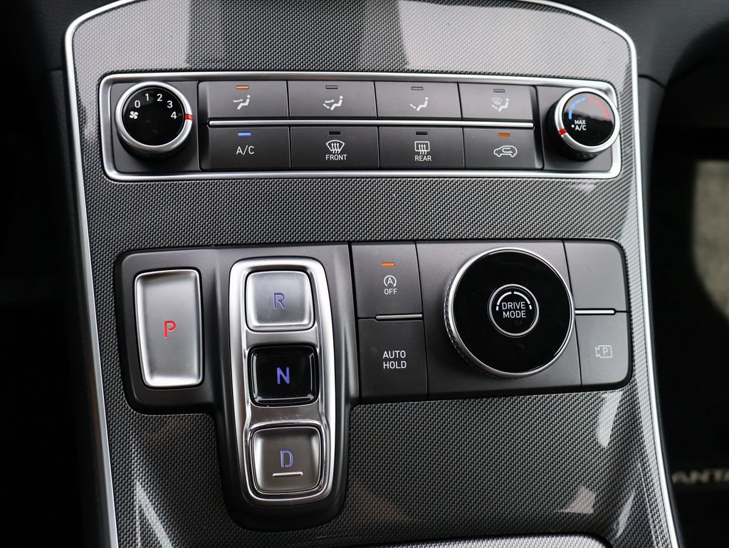Used 2023 Hyundai Santa Fe SE FWD image 20