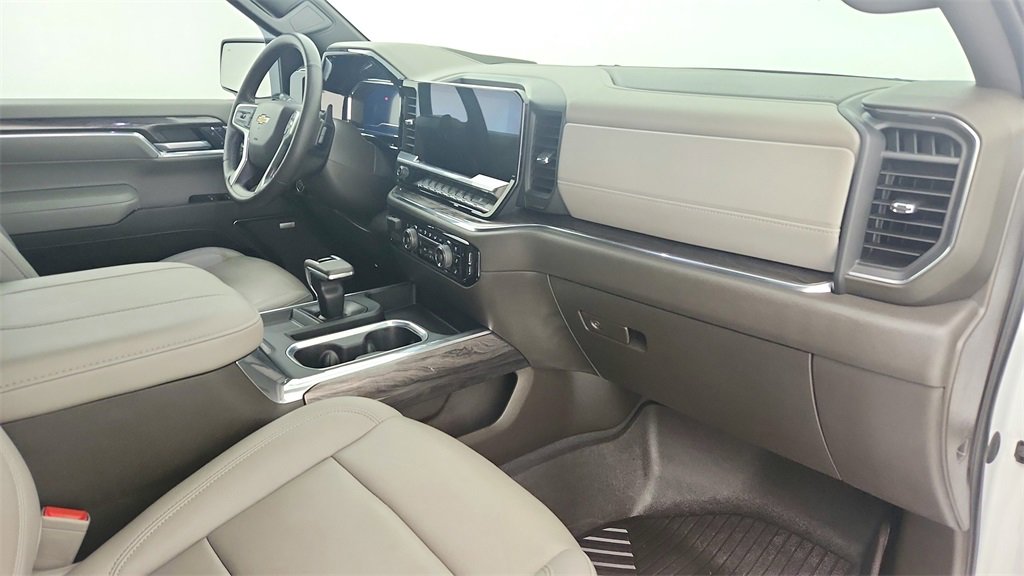 Used 2023 Chevrolet Silverado 1500 LTZ w/ LTZ Convenience Package II image 31