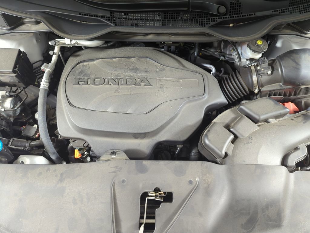 Certified 2025 Honda Odyssey Touring image 18