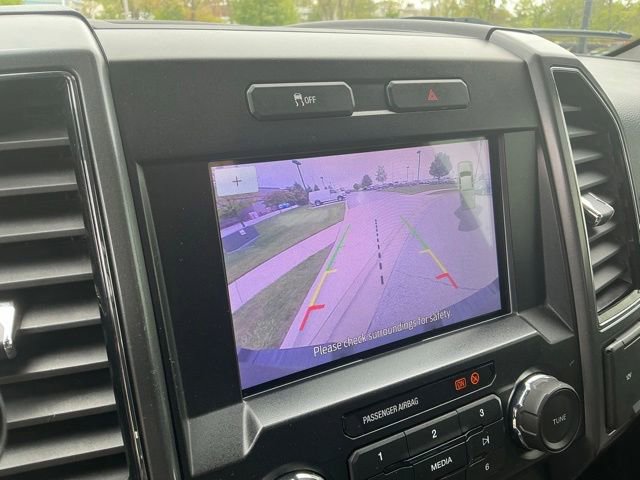 Used 2022 Ford F250 XLT w/ Black Appearance Package AWD/4WD image 28