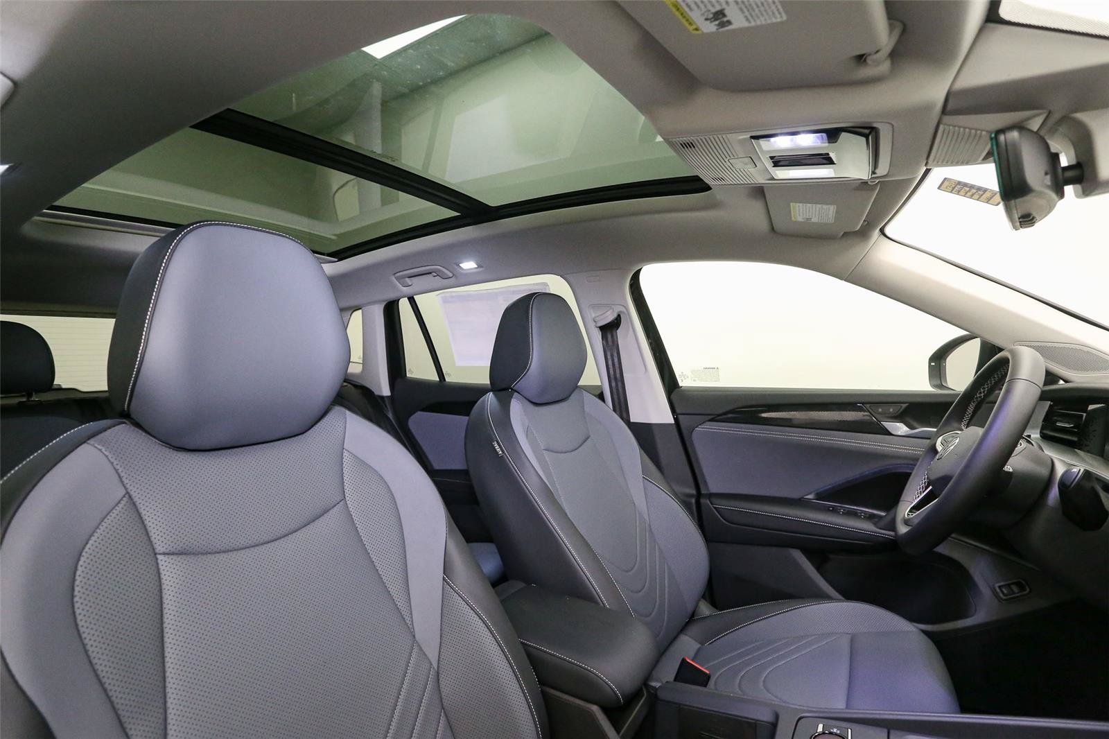New 2026 Volkswagen Tiguan SE AWD/4WD image 15