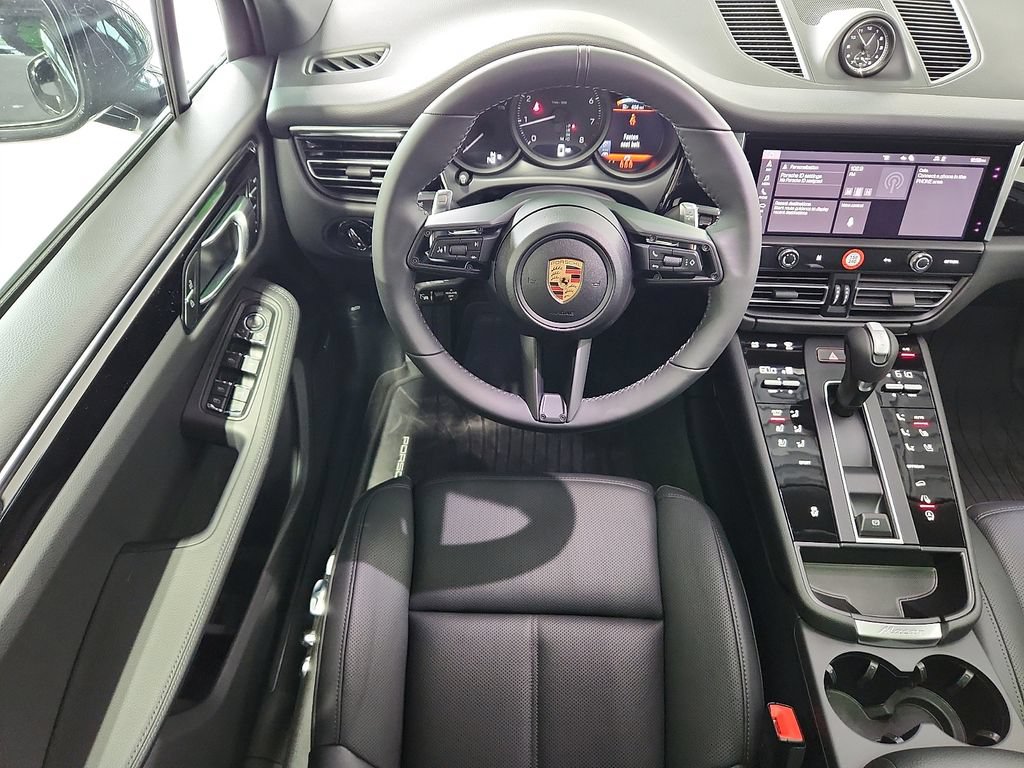 New 2026 Porsche Macan AWD/4WD image 12