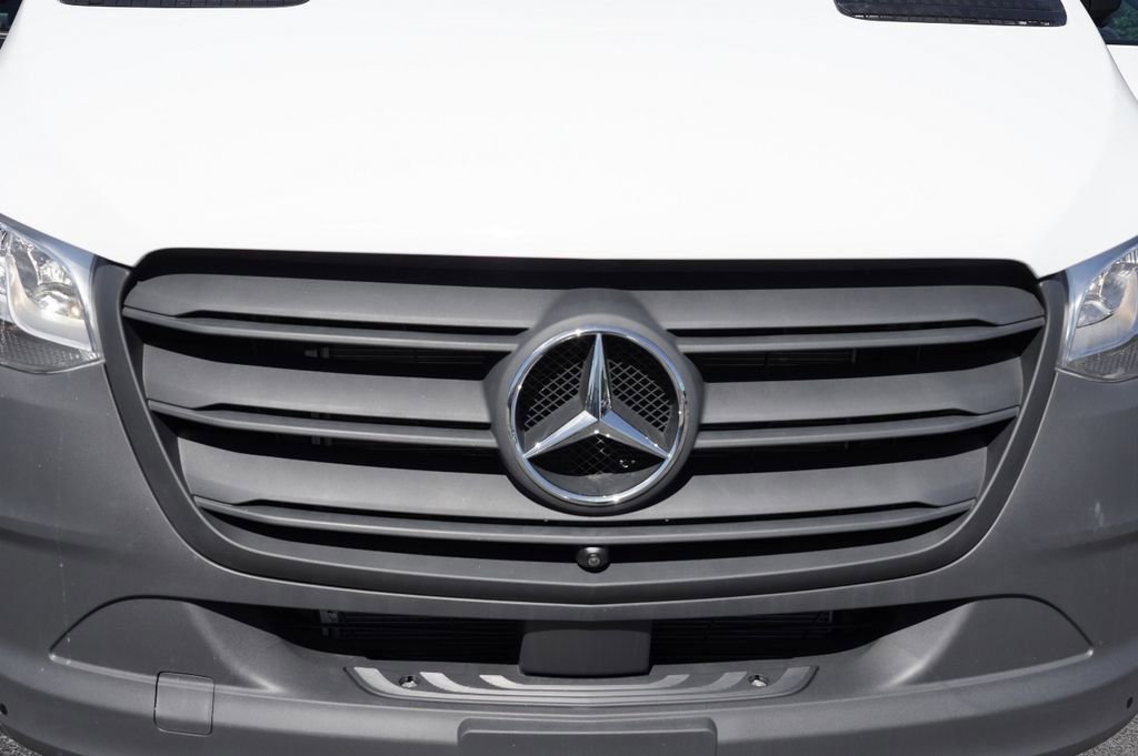 New 2025 Mercedes-Benz Sprinter 2500 image 7