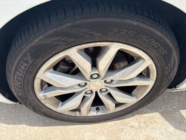 Used 2017 Chevrolet Impala LT FWD image 18