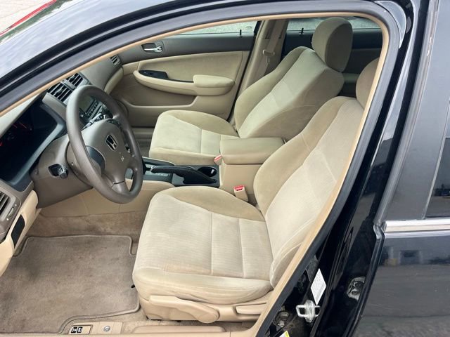 Used 2005 Honda Accord LX image 11