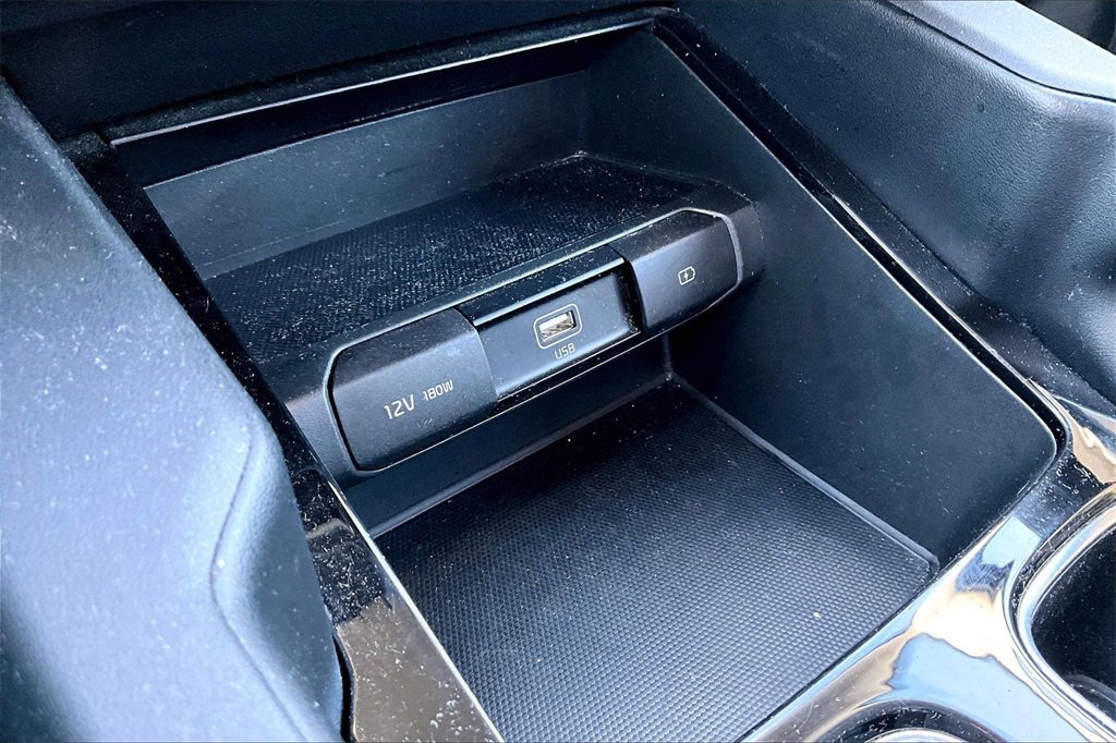 Used 2020 Kia Telluride LX image 21