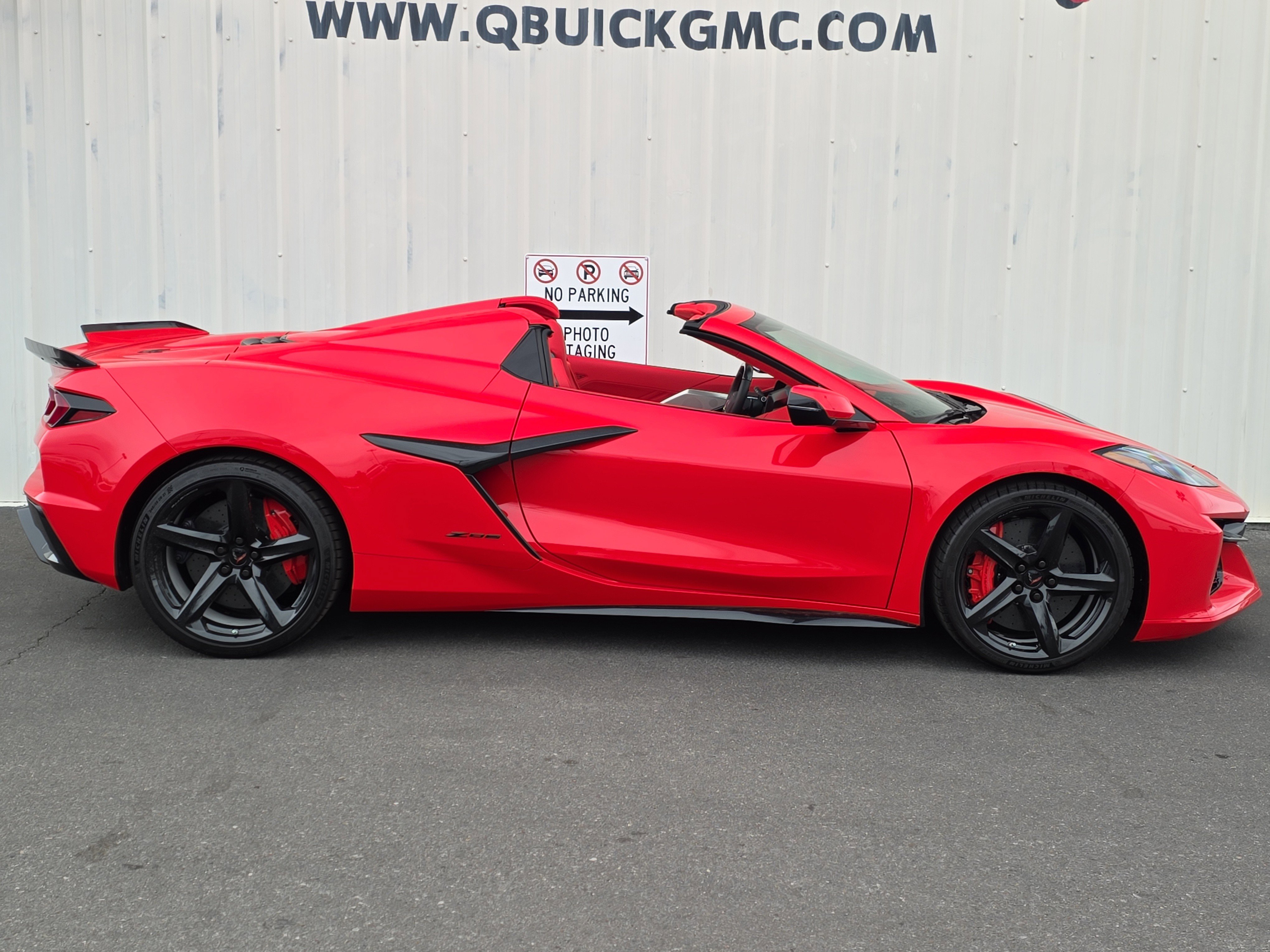Used 2023 Chevrolet Corvette Z06 image 20