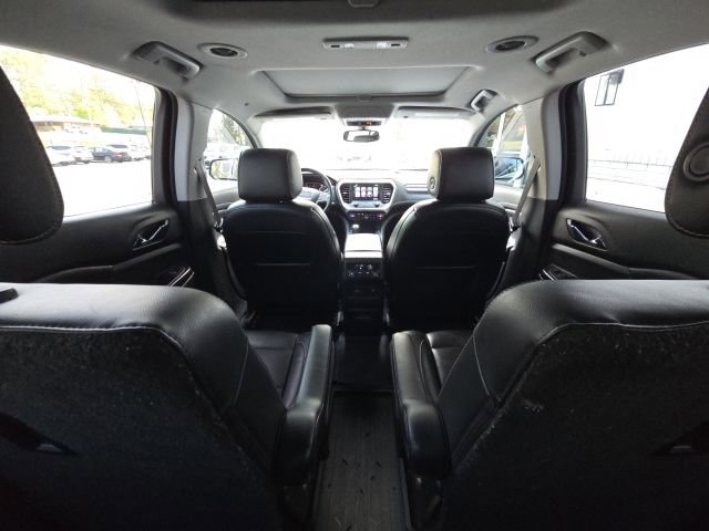 Used 2019 GMC Acadia SLT w/ LPO, Floor Liner Package image 20
