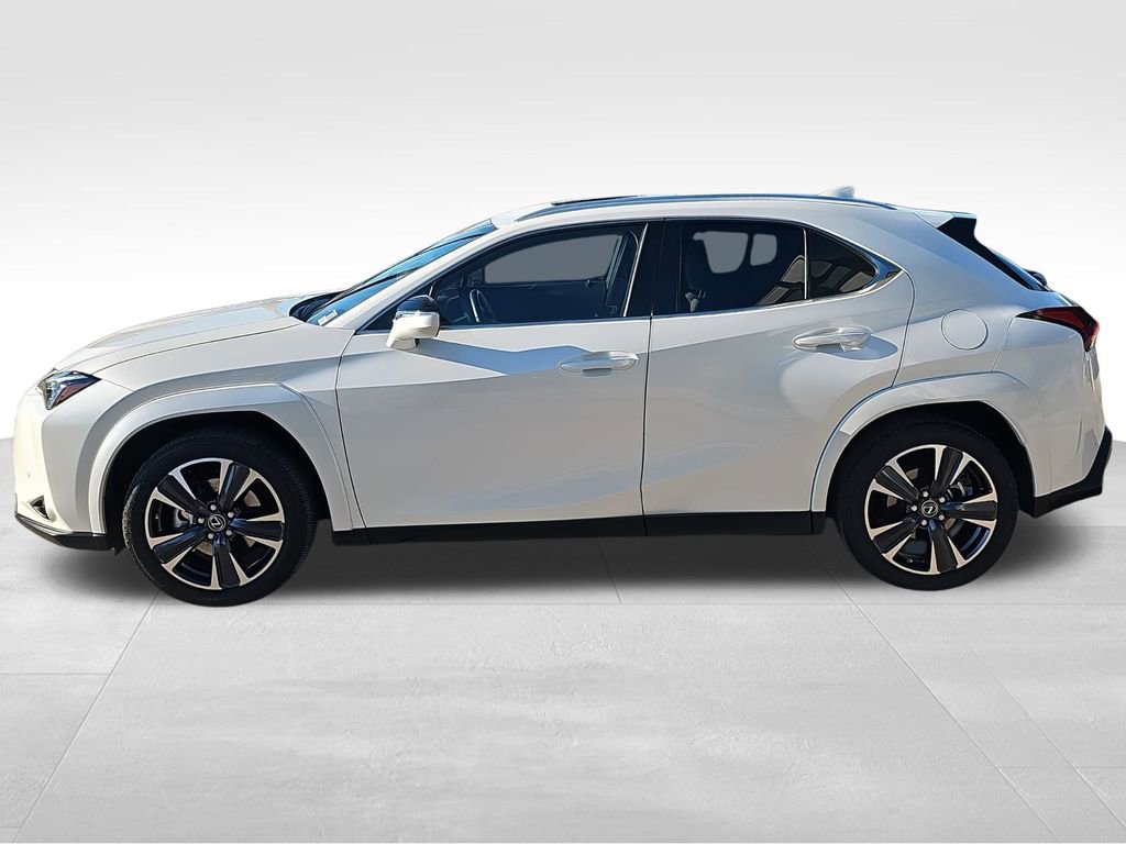 Used 2023 Lexus UX 250h FWD w/ Premium Package image 6