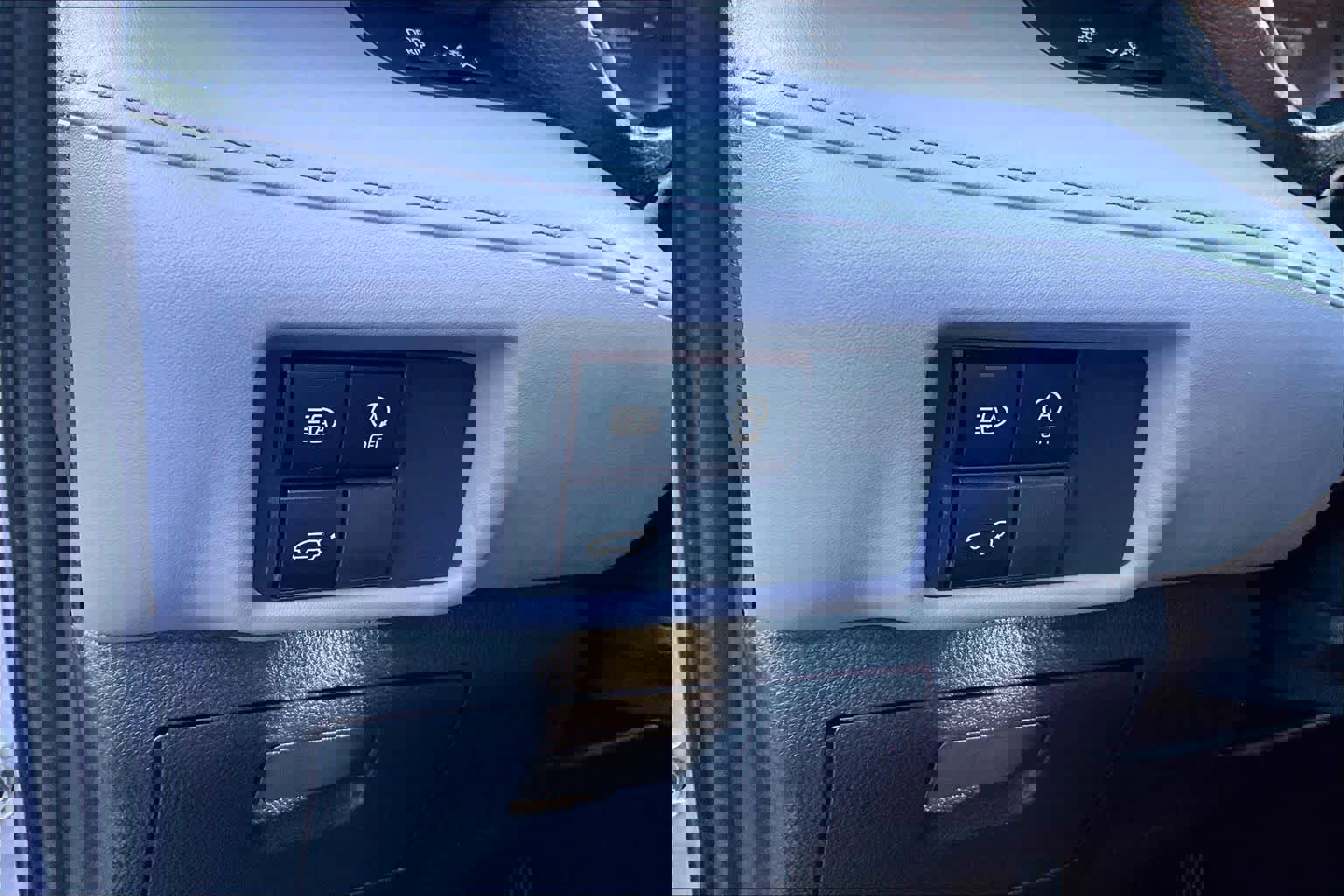 Used 2023 Toyota Highlander XLE image 33