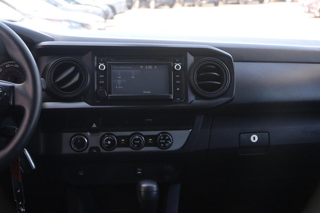 Used 2018 Toyota Tacoma SR AWD/4WD image 21