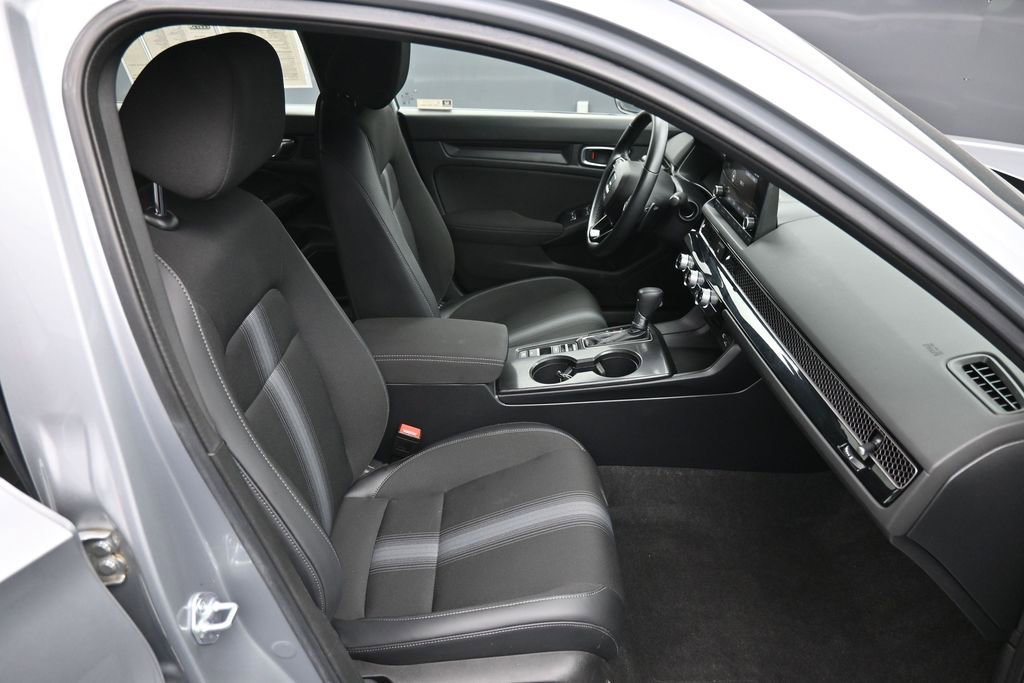 Used 2023 Honda Civic Sport image 24