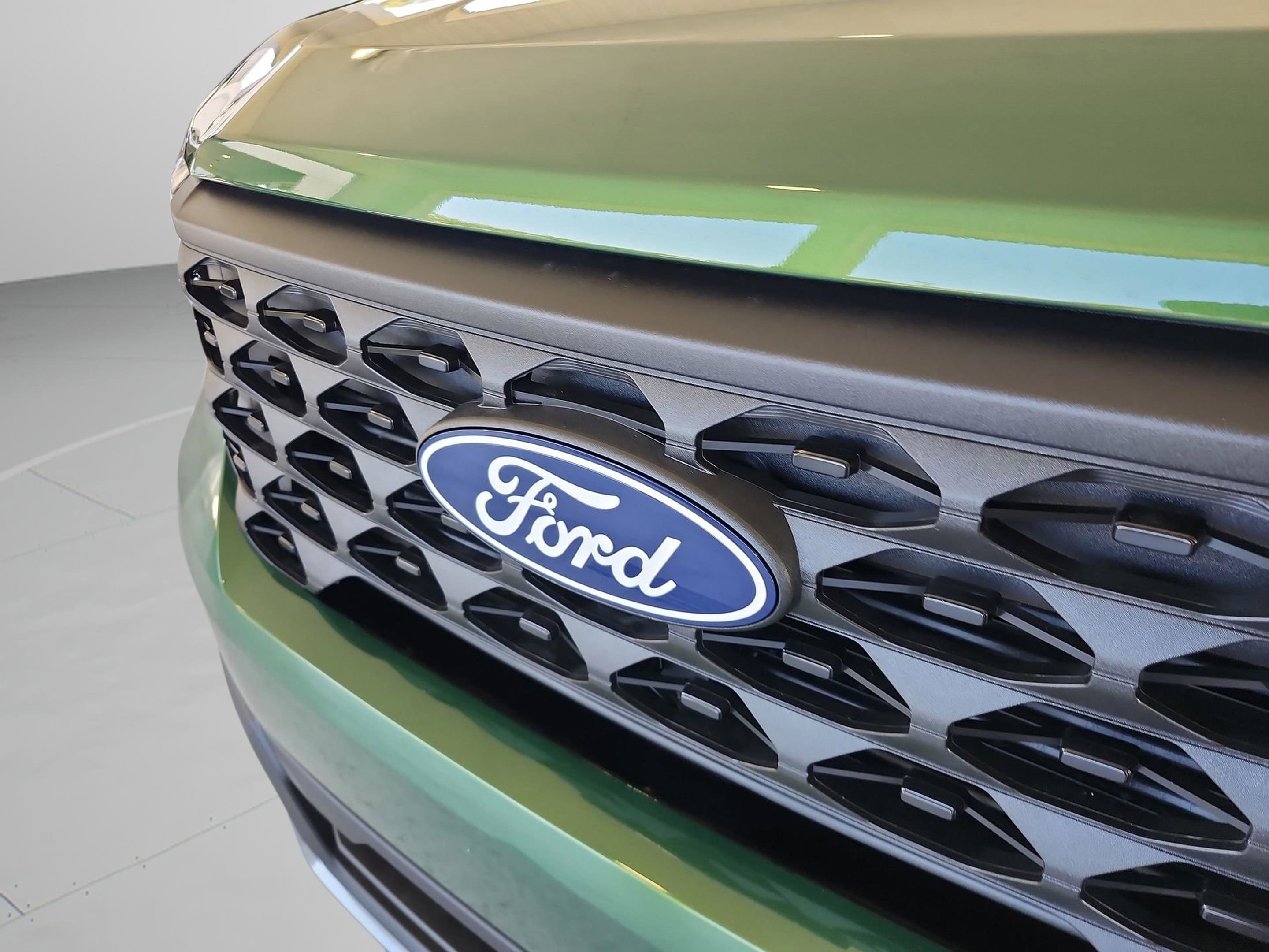 New 2025 Ford Maverick XLT image 22