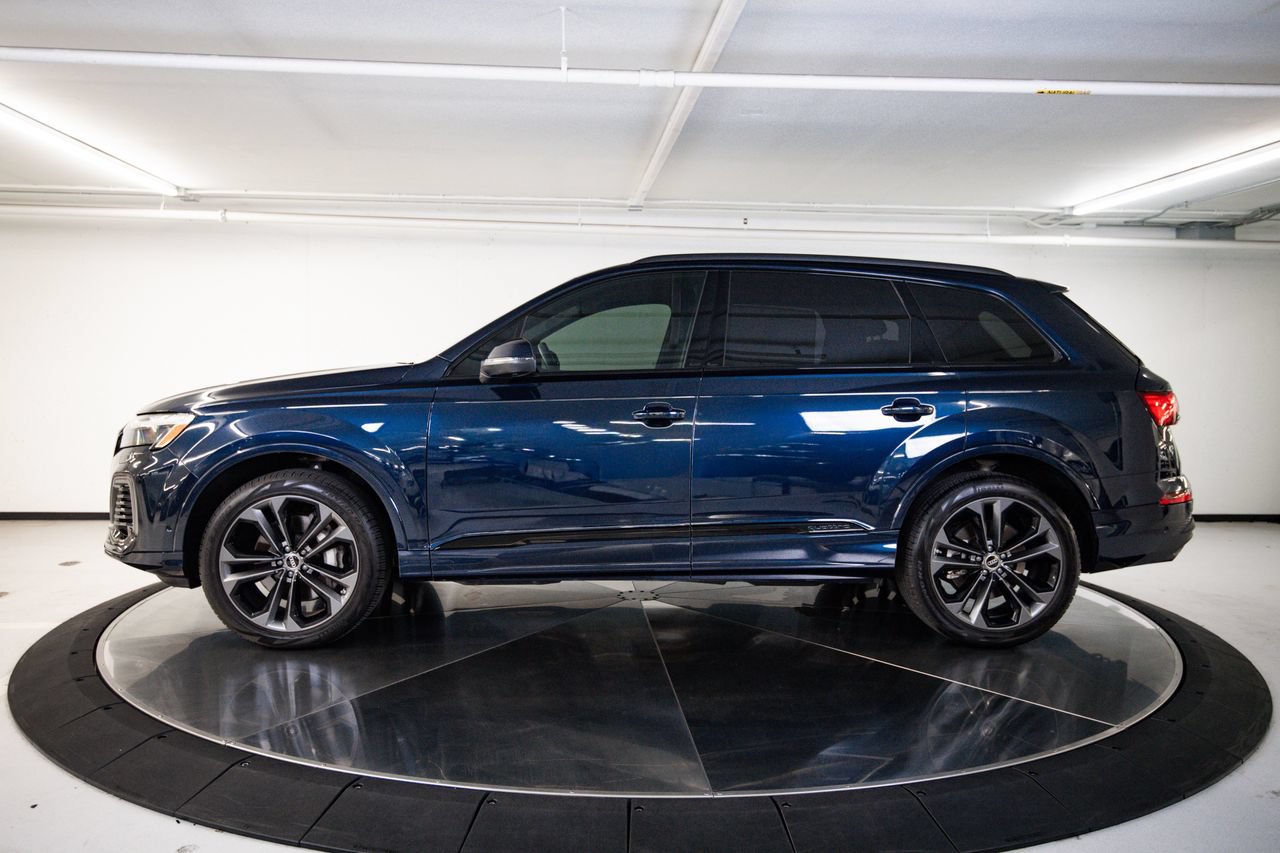 Used 2025 Audi Q7 3.0T Premium Plus w/ Premium Plus Package AWD/4WD image 2