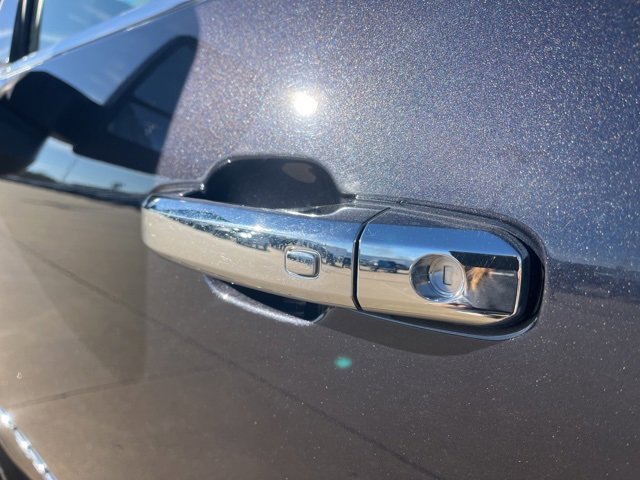 Used 2024 GMC Sierra 2500 SLT w/ SLT Premium Package image 65