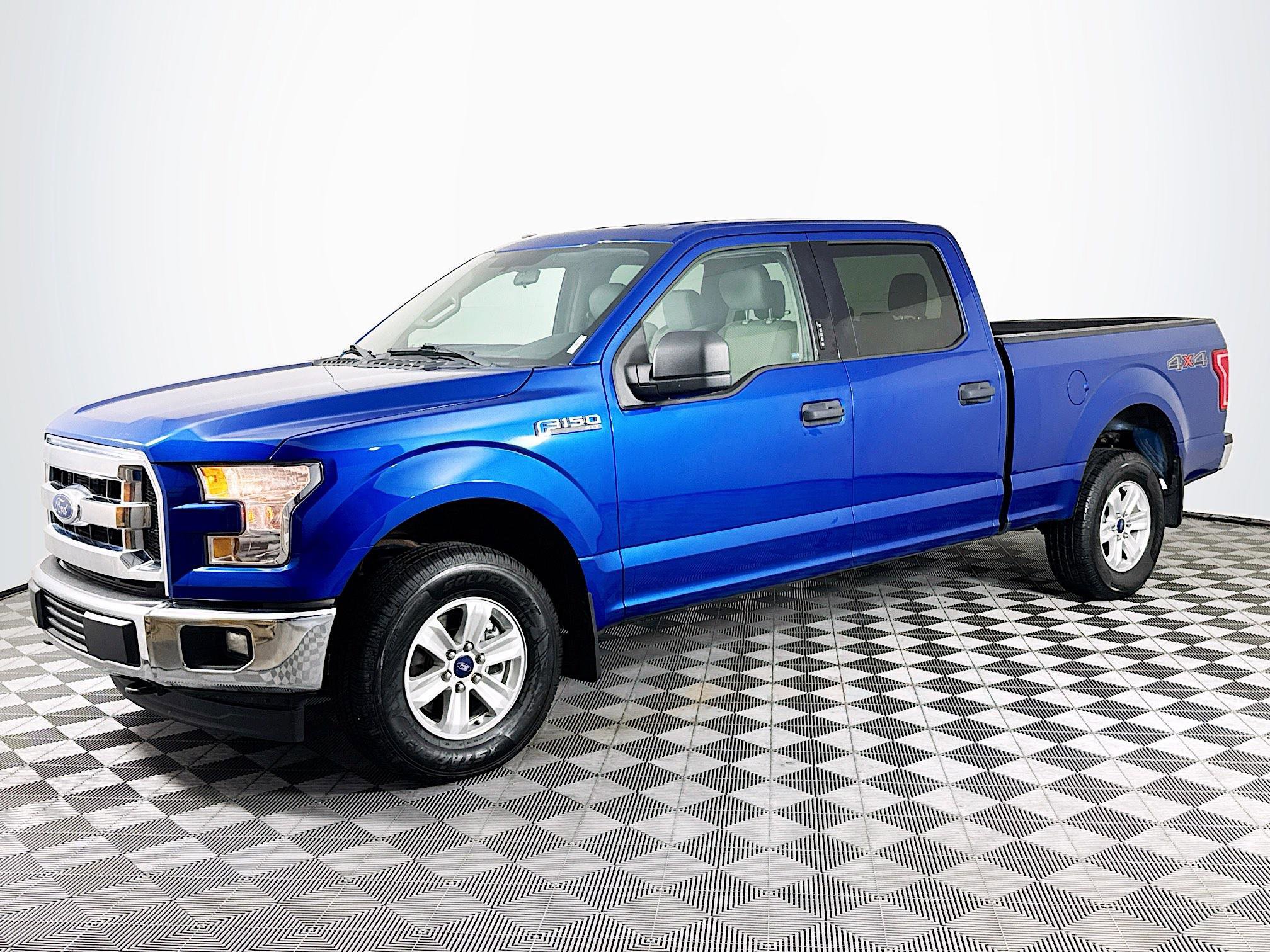 Used 2017 Ford F150 XLT image 4