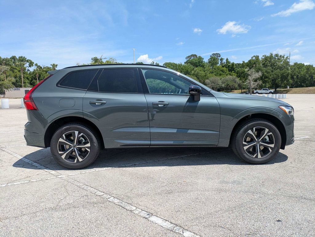 New 2026 Volvo XC60 B5 Core AWD/4WD image 7