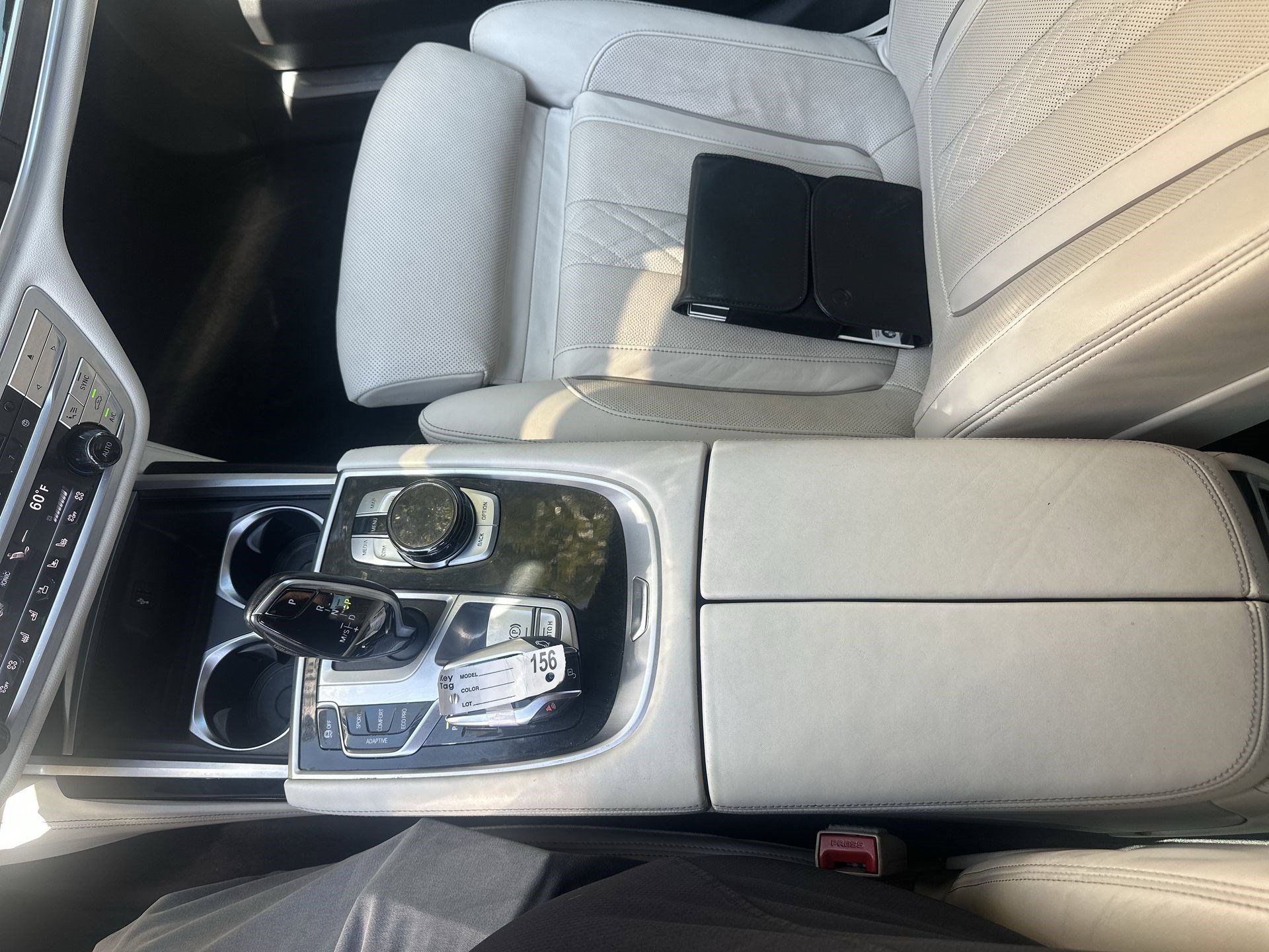 Used 2018 BMW 750i xDrive AWD/4WD image 24