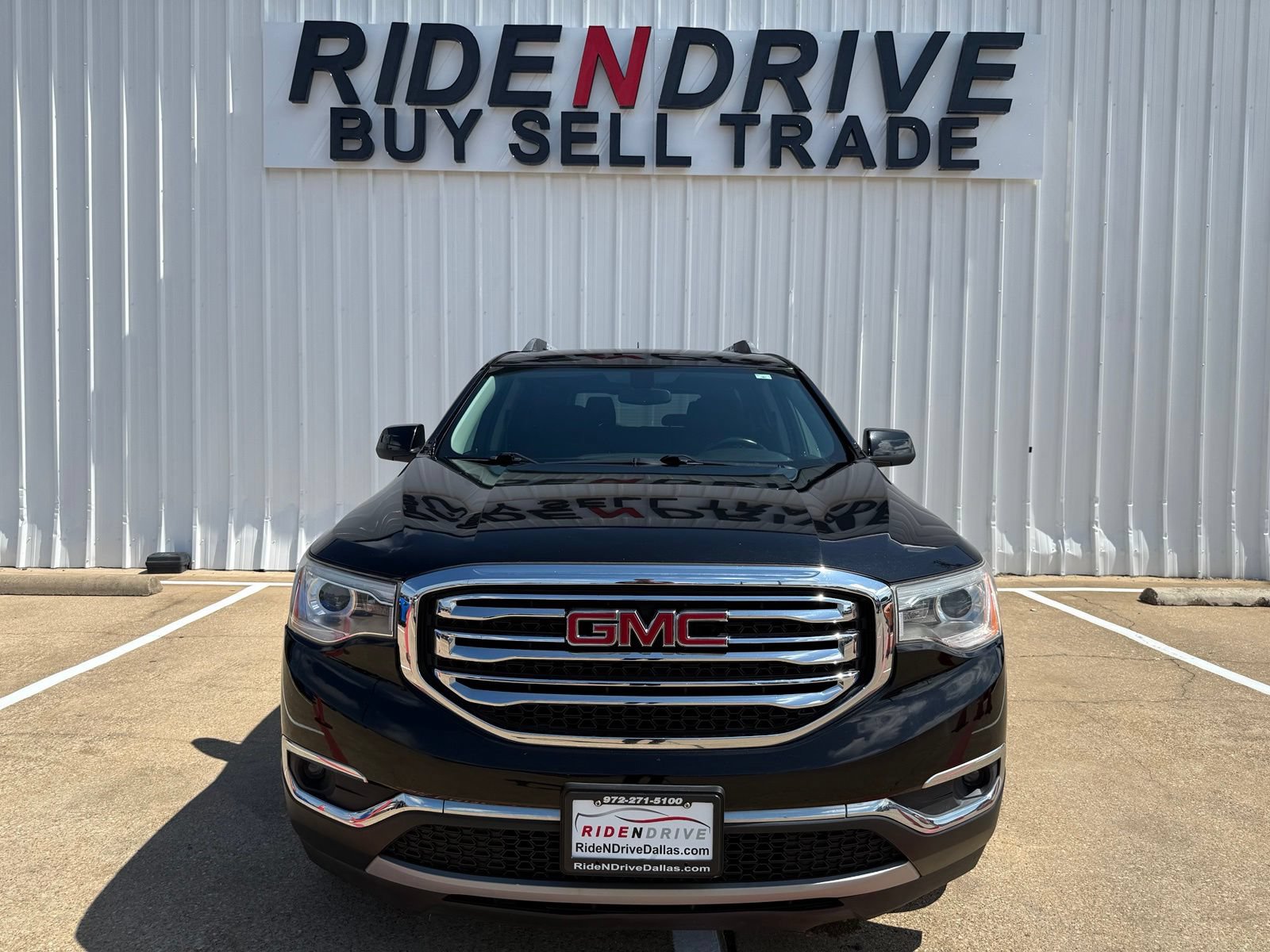 Used 2017 GMC Acadia SLE FWD image 10