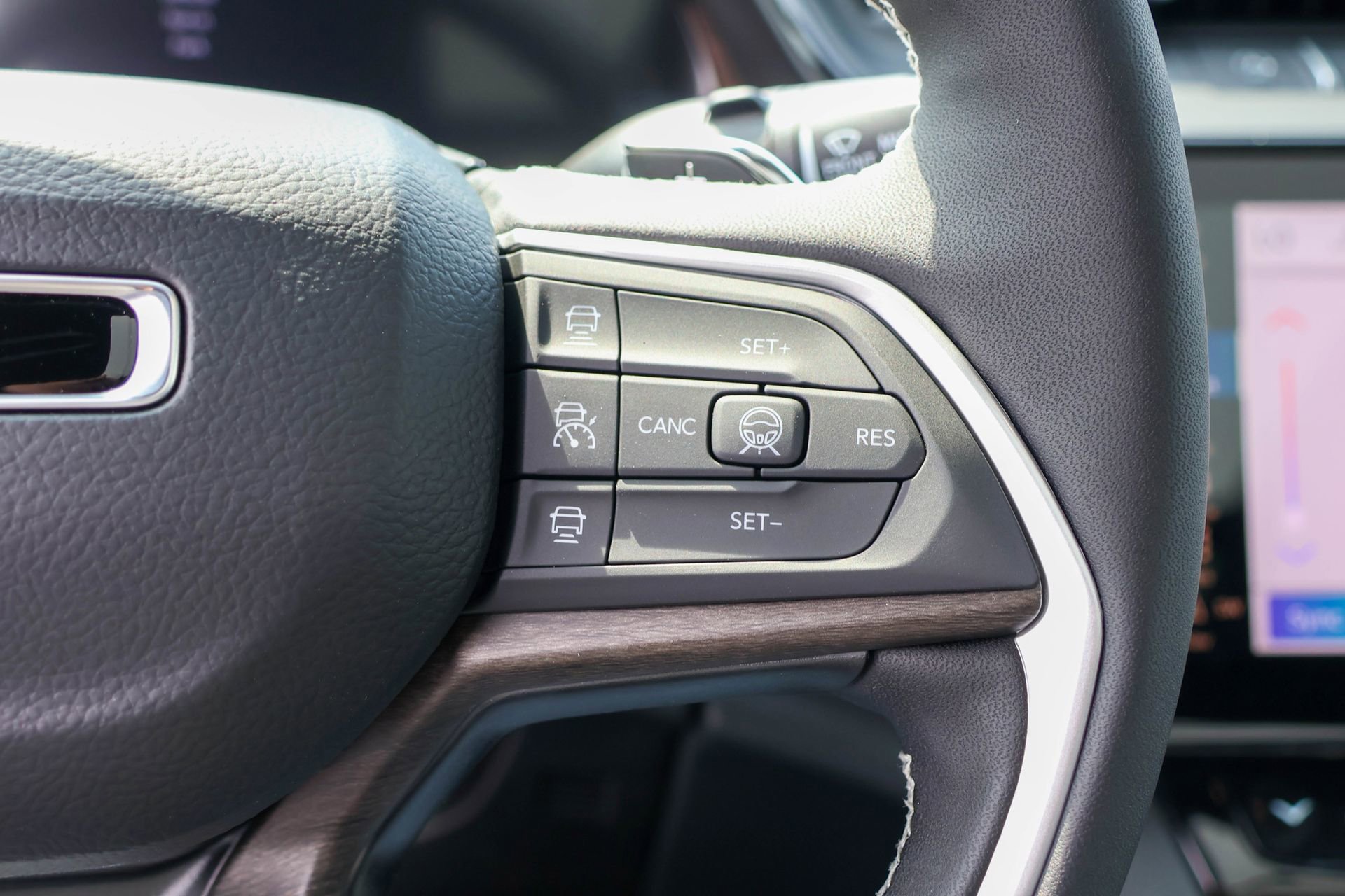 New 2026 Jeep Grand Cherokee Limited image 27