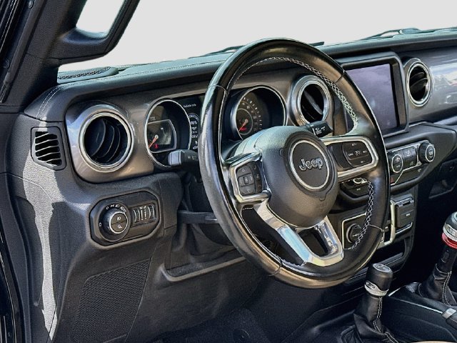 Used 2021 Jeep Gladiator Overland AWD/4WD image 10