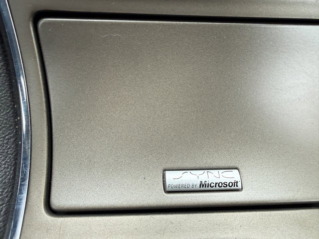 Used 2013 Lincoln MKX FWD image 38