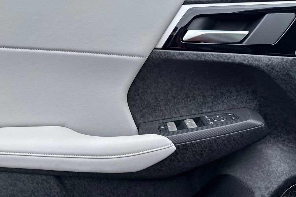 New 2026 Mitsubishi Outlander SE AWD/4WD image 11