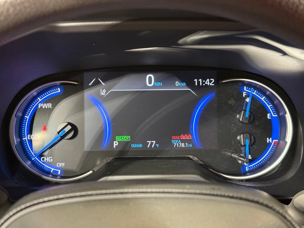Certified 2025 Toyota RAV4 LE AWD/4WD image 25