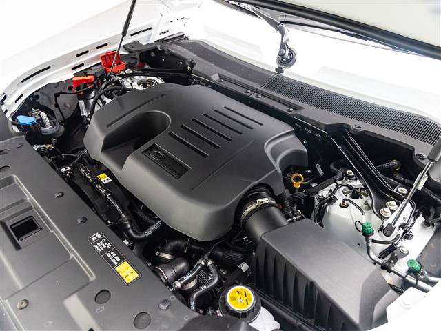 New 2026 Land Rover Defender 110 X-Dynamic SE AWD/4WD image 11