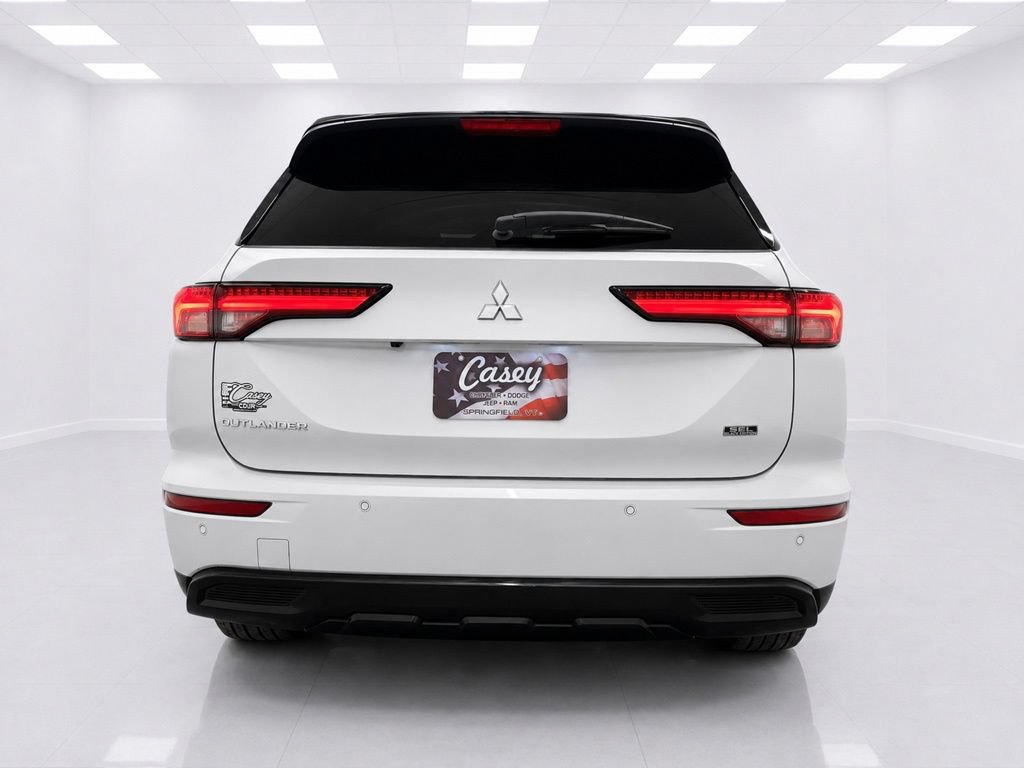 Used 2023 Mitsubishi Outlander SEL Black Edition AWD/4WD image 9
