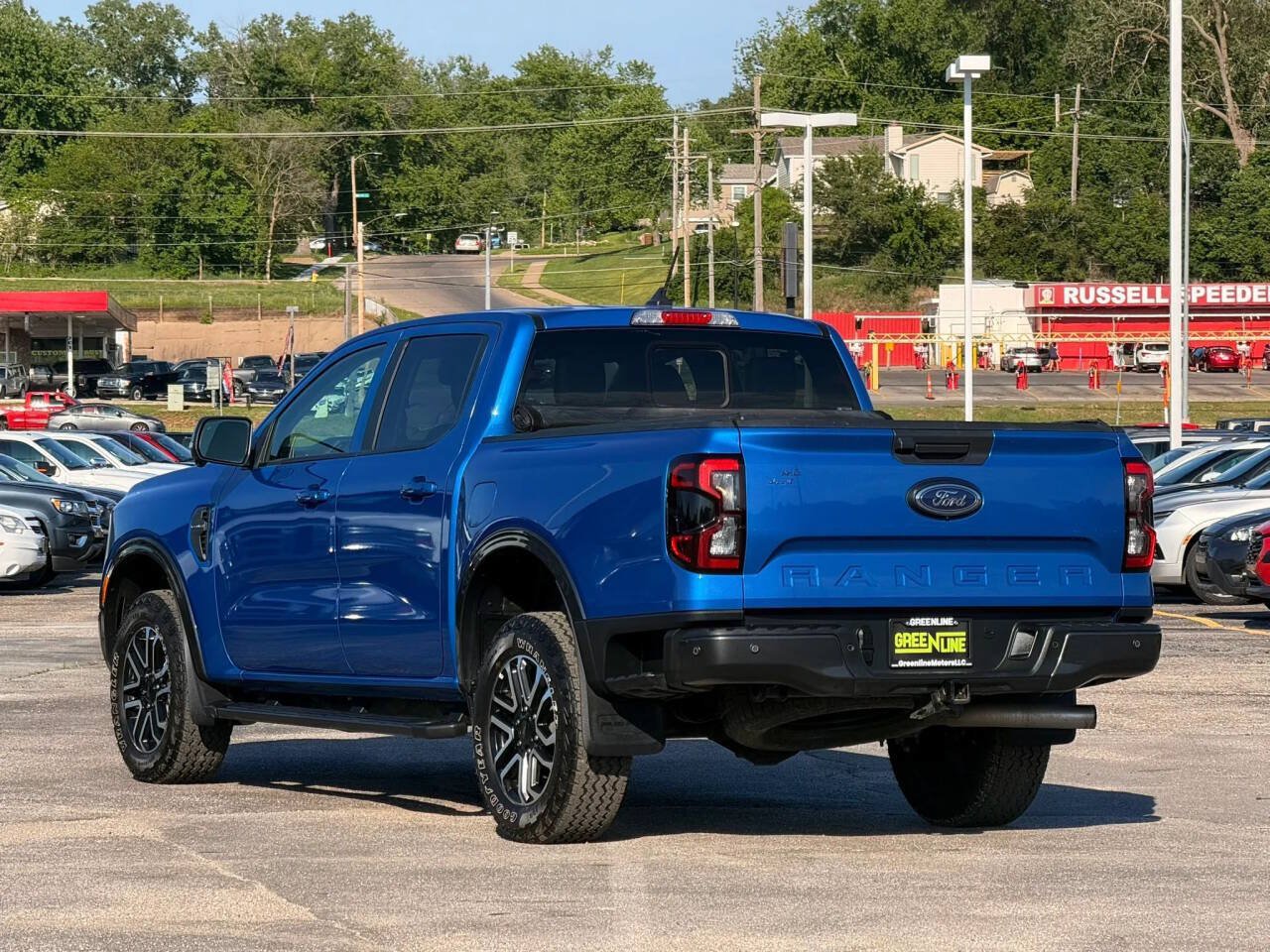 Used 2024 Ford Ranger Lariat w/ FX4 Off-Road Package AWD/4WD image 2