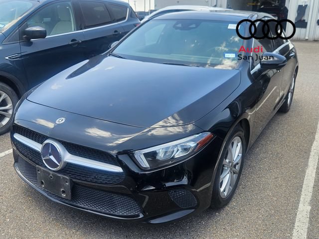 Used 2020 Mercedes-Benz A 220 4MATIC w/ Premium Package image 3