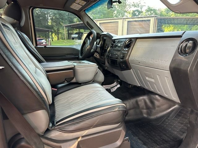 Used 2016 Ford F250 XL w/ XL Appearance Package AWD/4WD image 3