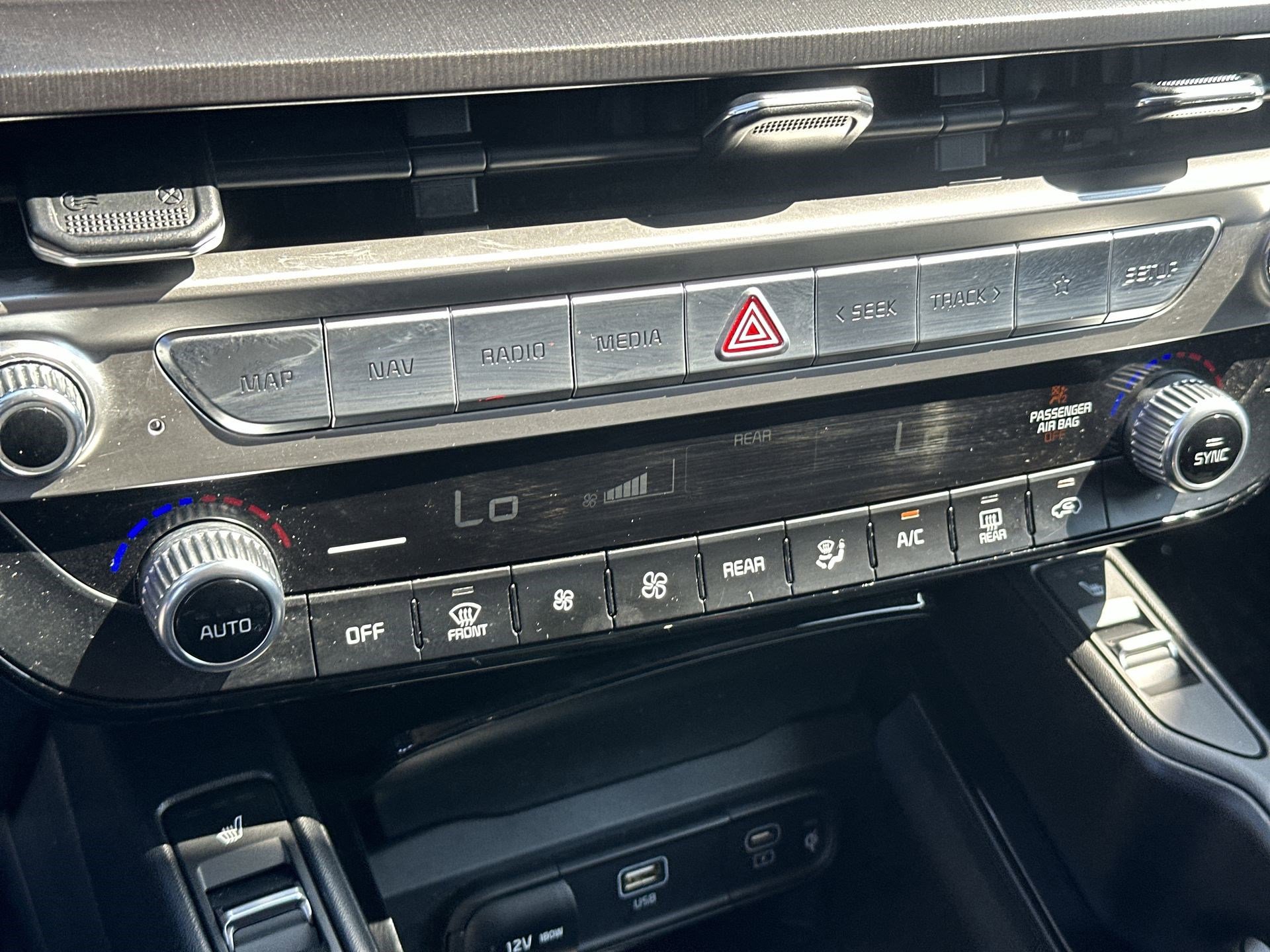 Used 2023 Kia Telluride S w/ S Sunroof Package FWD image 16