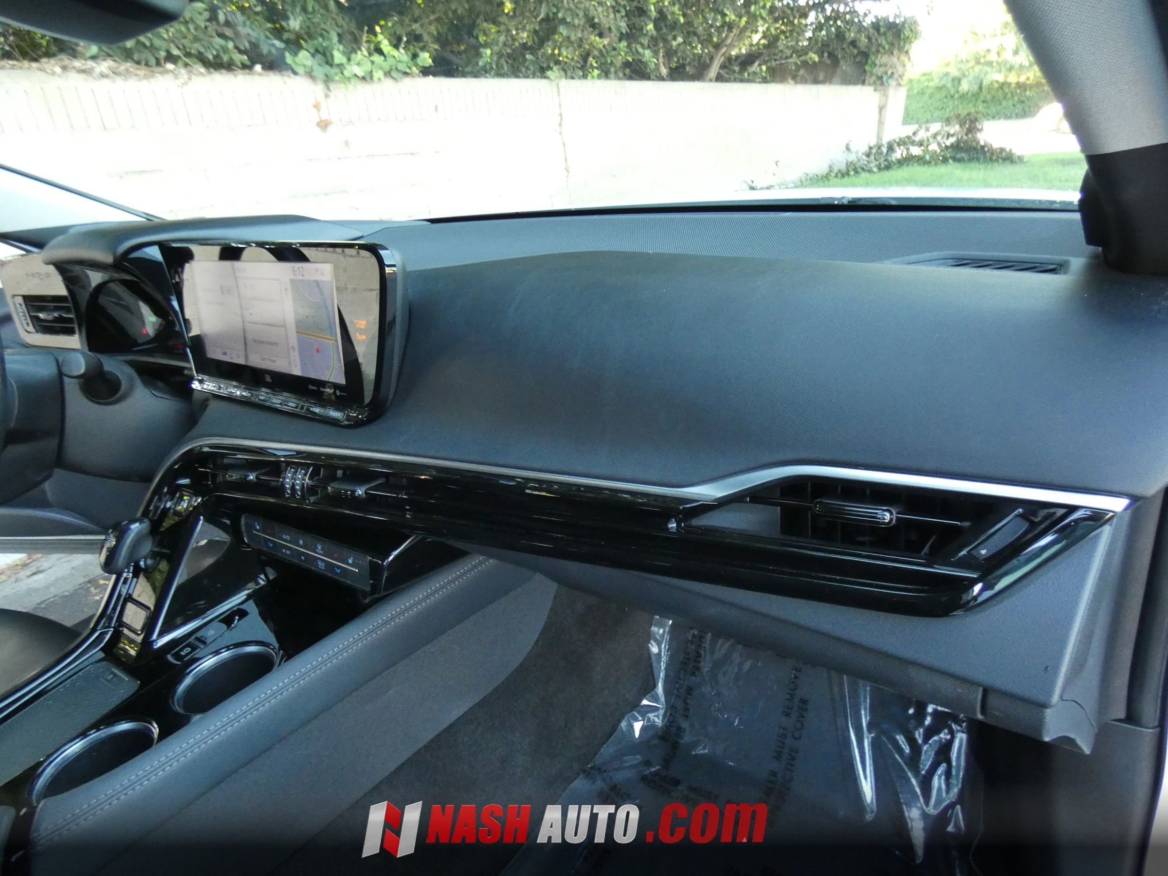 Used 2022 Toyota Mirai w/ Advanced Technology Package RWD image 32