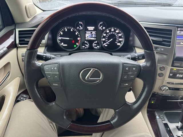 Used 2015 Lexus LX 570 4WD image 27