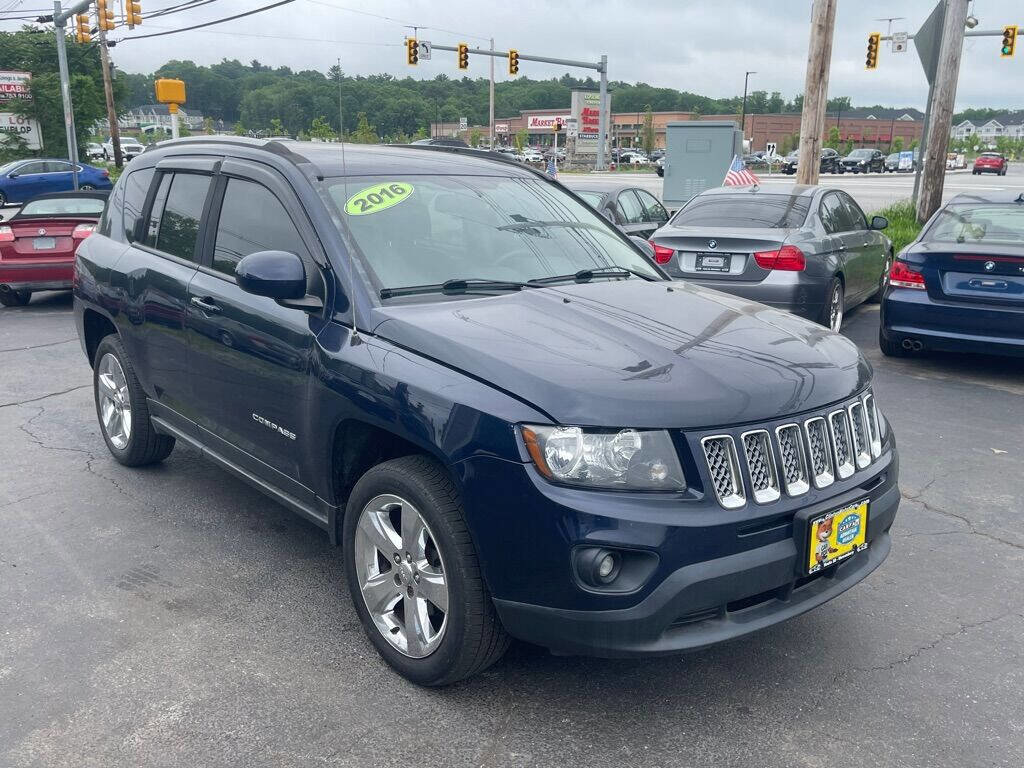 Used 2016 Jeep Compass Latitude image 7