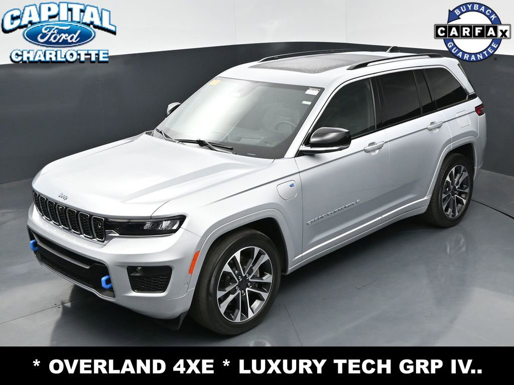 Used 2022 Jeep Grand Cherokee Overland w/ Advanced Protech Group III AWD/4WD image 30