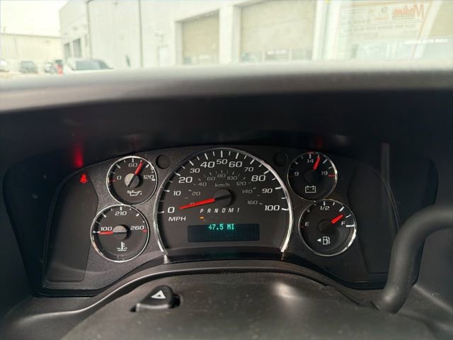 Used 2024 GMC Savana 2500 w/ Driver Convenience Package image 15