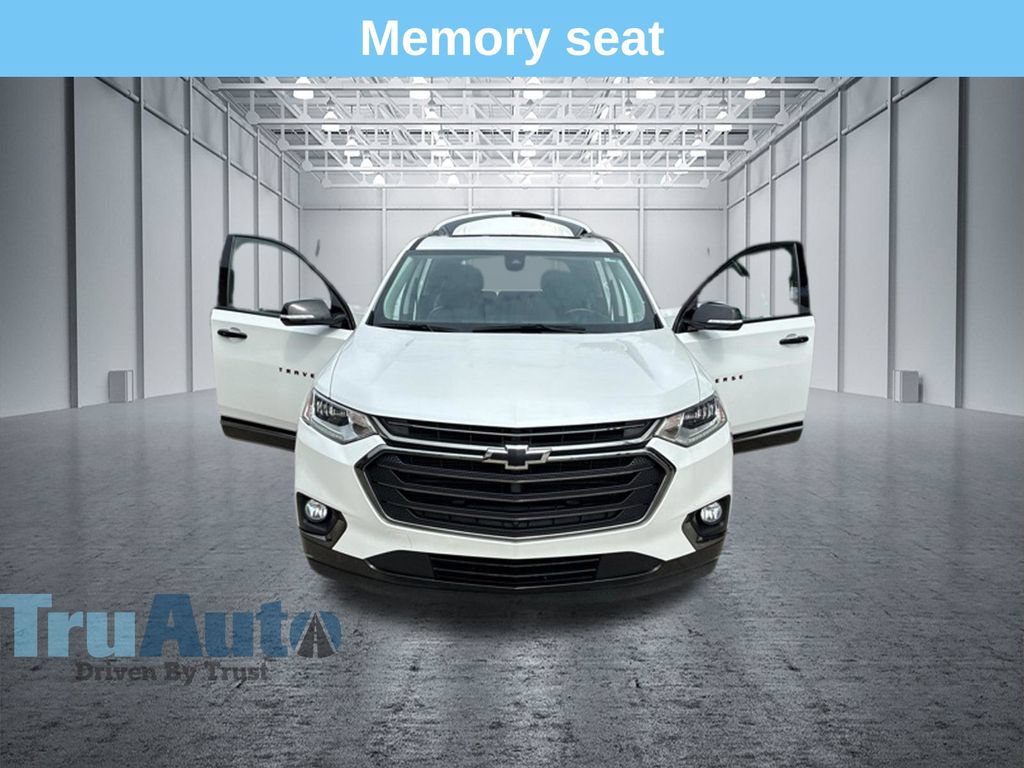 Used 2019 Chevrolet Traverse Premier w/ Redline Edition AWD/4WD image 10