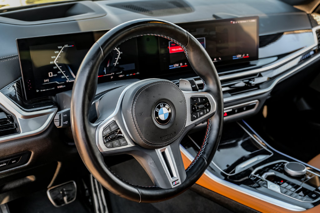 Used 2024 BMW X5 M60i AWD/4WD image 14