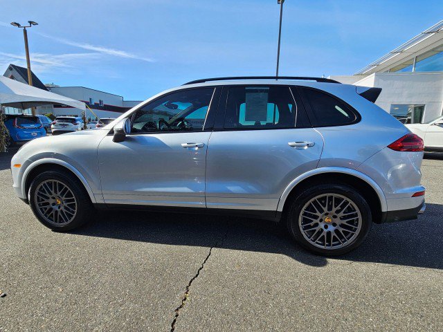 Used 2017 Porsche Cayenne Platinum Edition AWD/4WD image 6