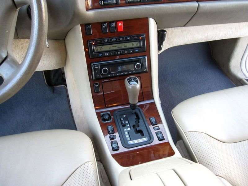 Used 1998 Mercedes-Benz S 320 image 21