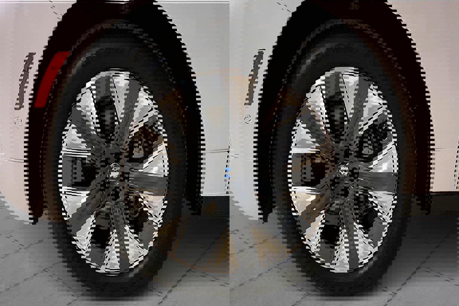 New 2026 BMW iX xDrive60 image 11