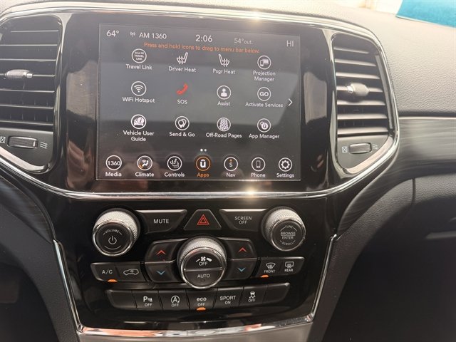 Used 2020 Jeep Grand Cherokee Altitude AWD/4WD image 15