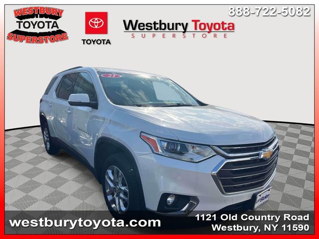 Used 2021 Chevrolet Traverse LT image 1
