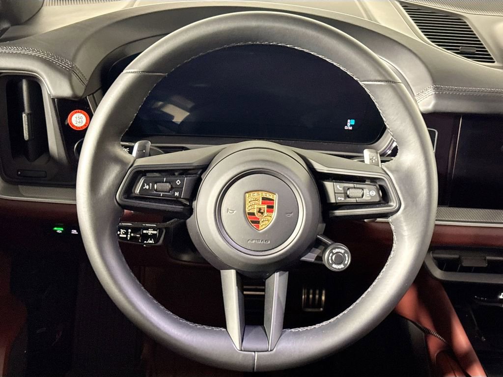 Used 2024 Porsche Cayenne S w/ Premium Package Plus (PP1) image 13
