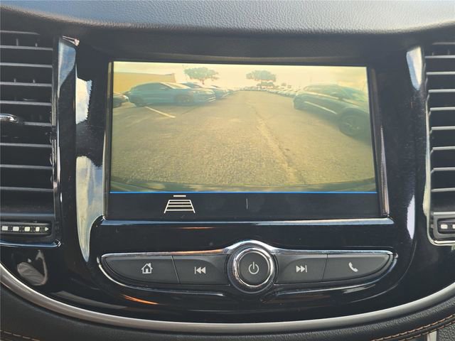 Used 2019 Chevrolet Trax LT w/ LT Convenience Package FWD image 19